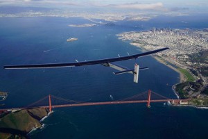 epa05274603 A handout photo provided by Global Newsroom on 23 April 2016 shows 'Solar Impulse 2', a solar powered plane piloted by Swiss adventurer Bertrand Piccard, flying over the Golden Gate bridge in San Francisco, California, USA, 23 April 2016, after a flight from Hawaii, where he took off on 21 April for a non-stop three day flight to cover about 3,760 kilometers.  EPA/JEAN REVILLARD / HANDOUT  HANDOUT EDITORIAL USE ONLY/NO SALES